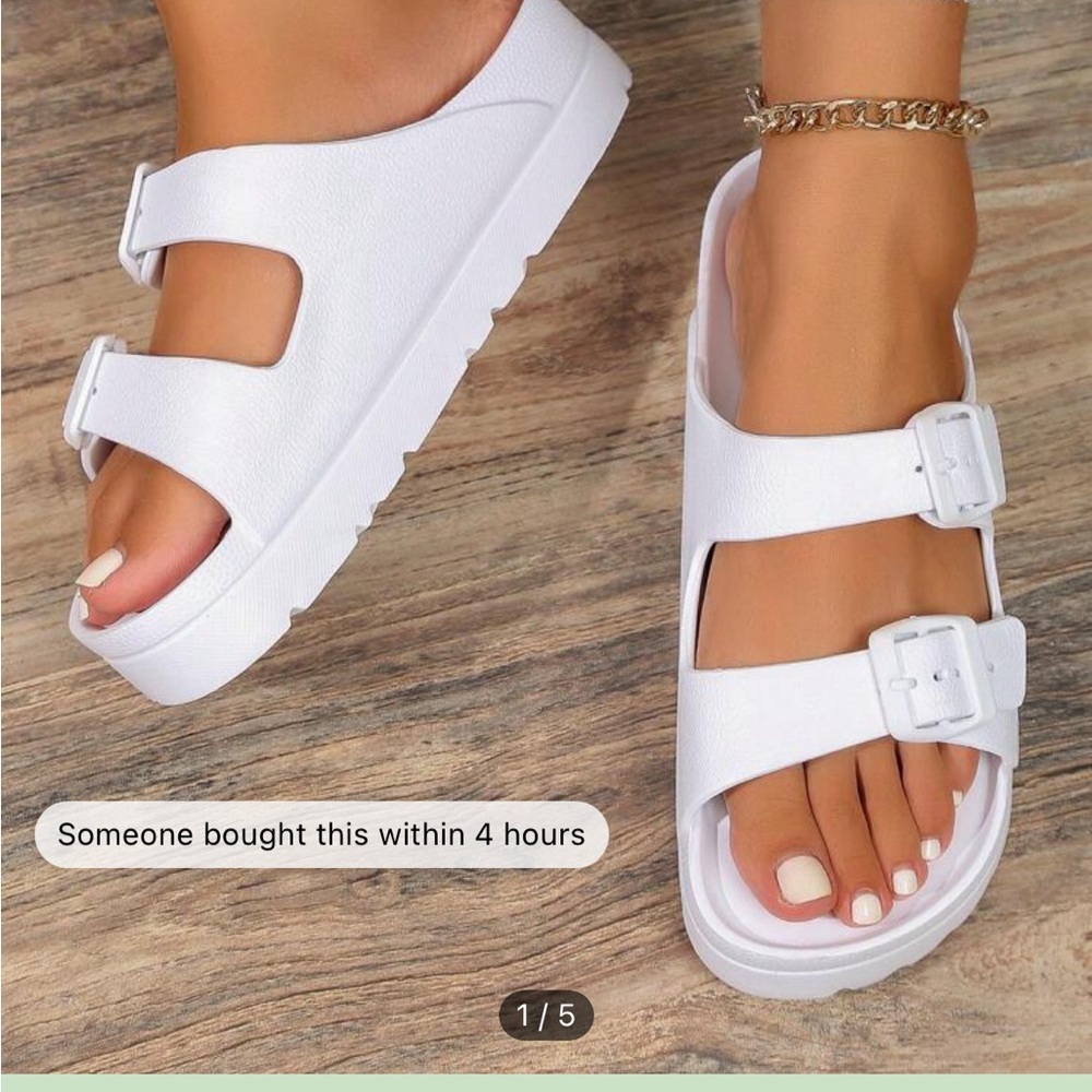 Size 8 new never worn white slides from shein